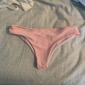 Cheeky bikini bottoms